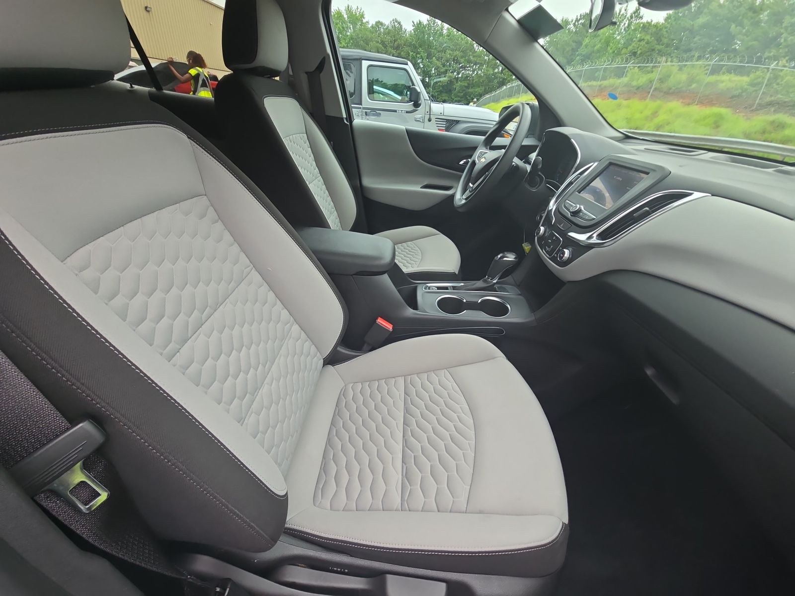 2021 Chevrolet Equinox LS FWD