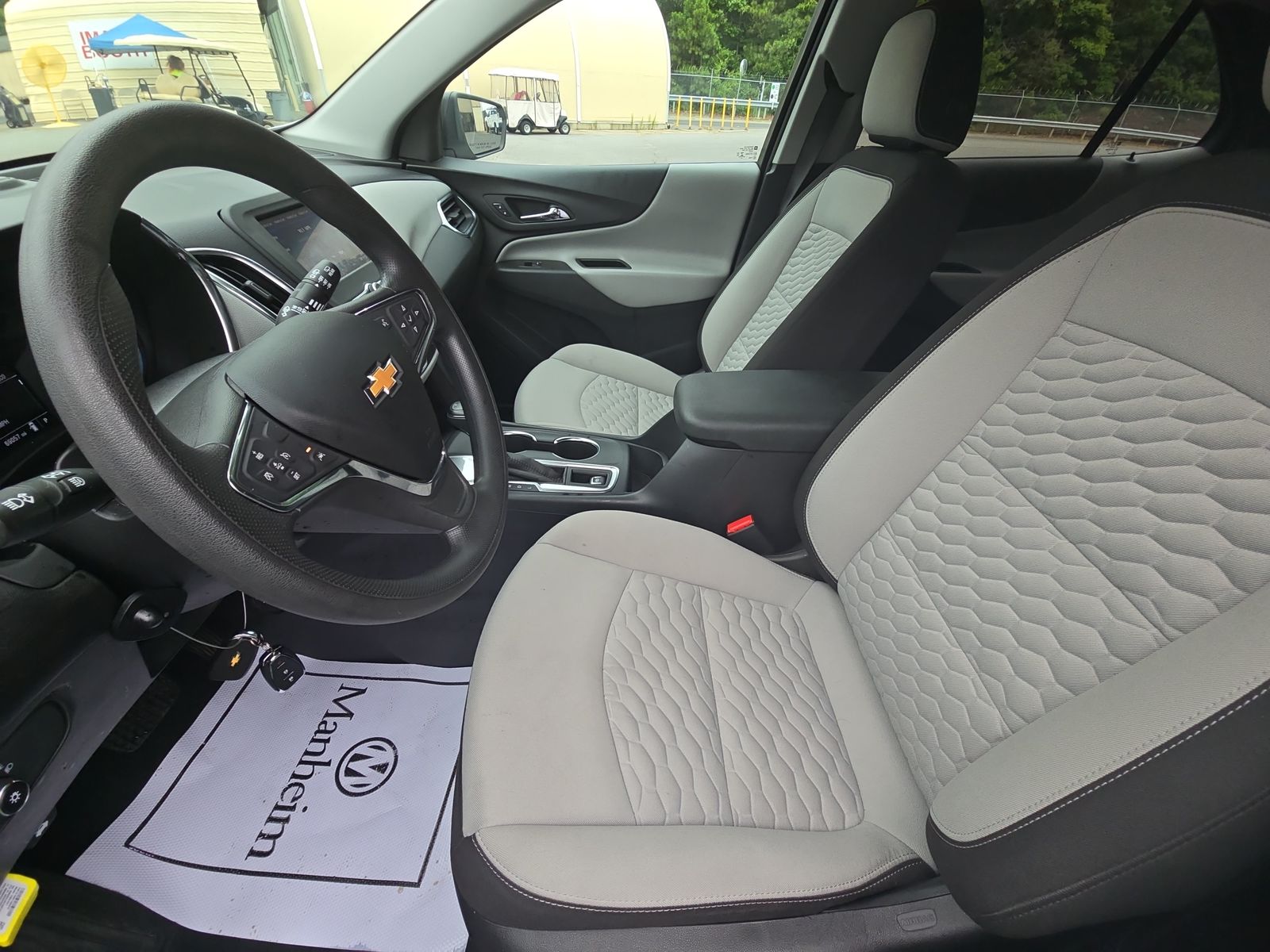 2021 Chevrolet Equinox LS FWD