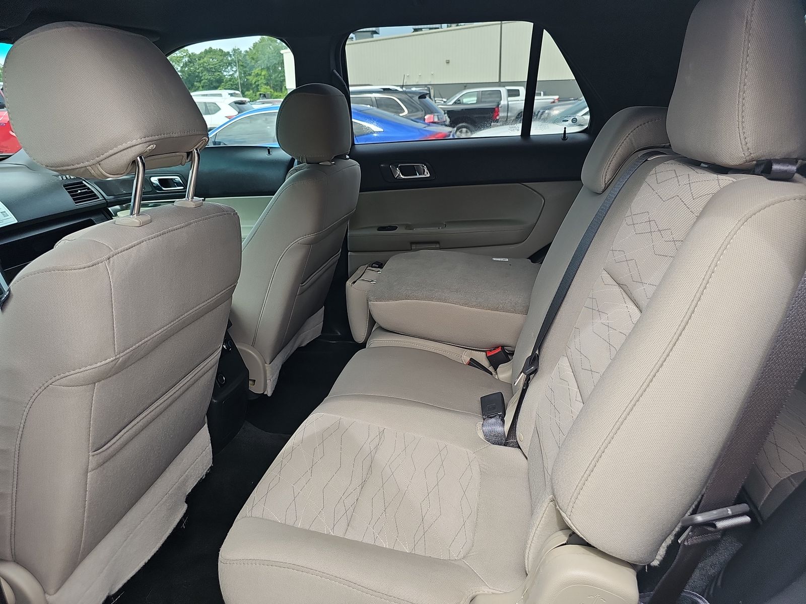 2015 Ford Explorer Base FWD