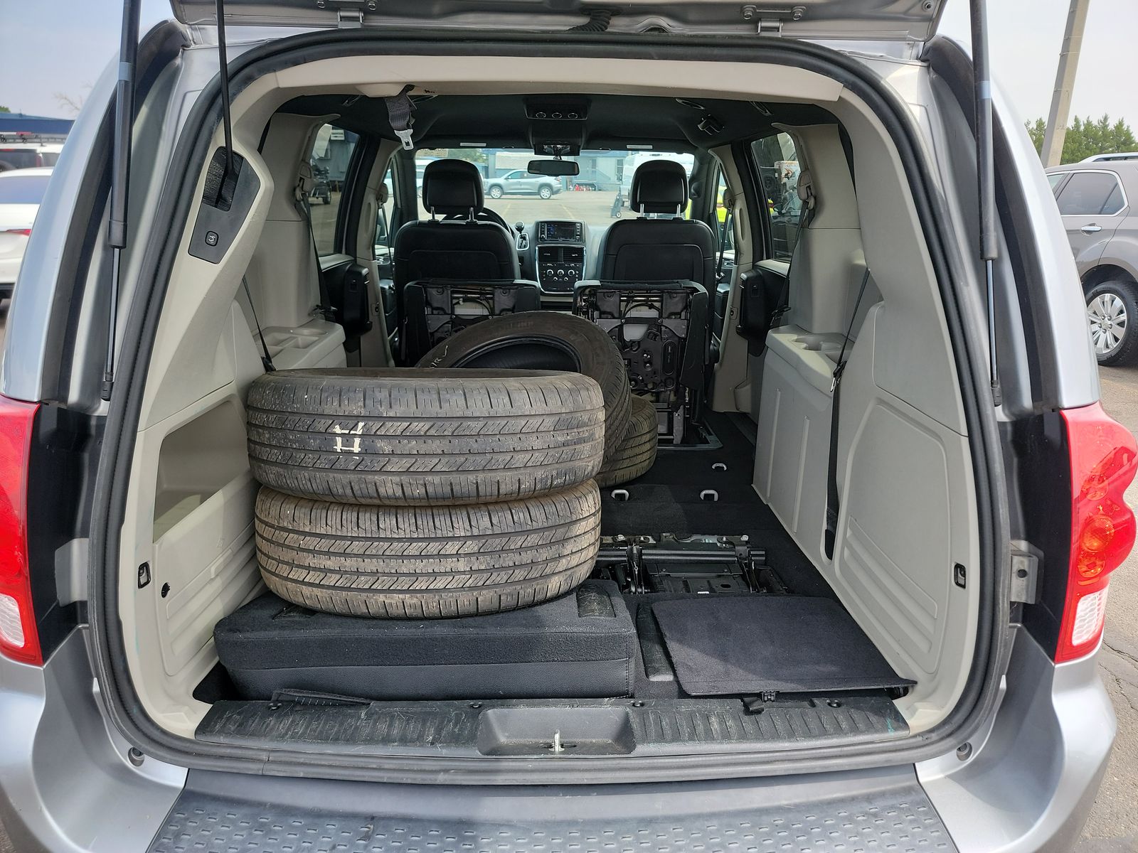 2018 Dodge Grand Caravan SXT FWD