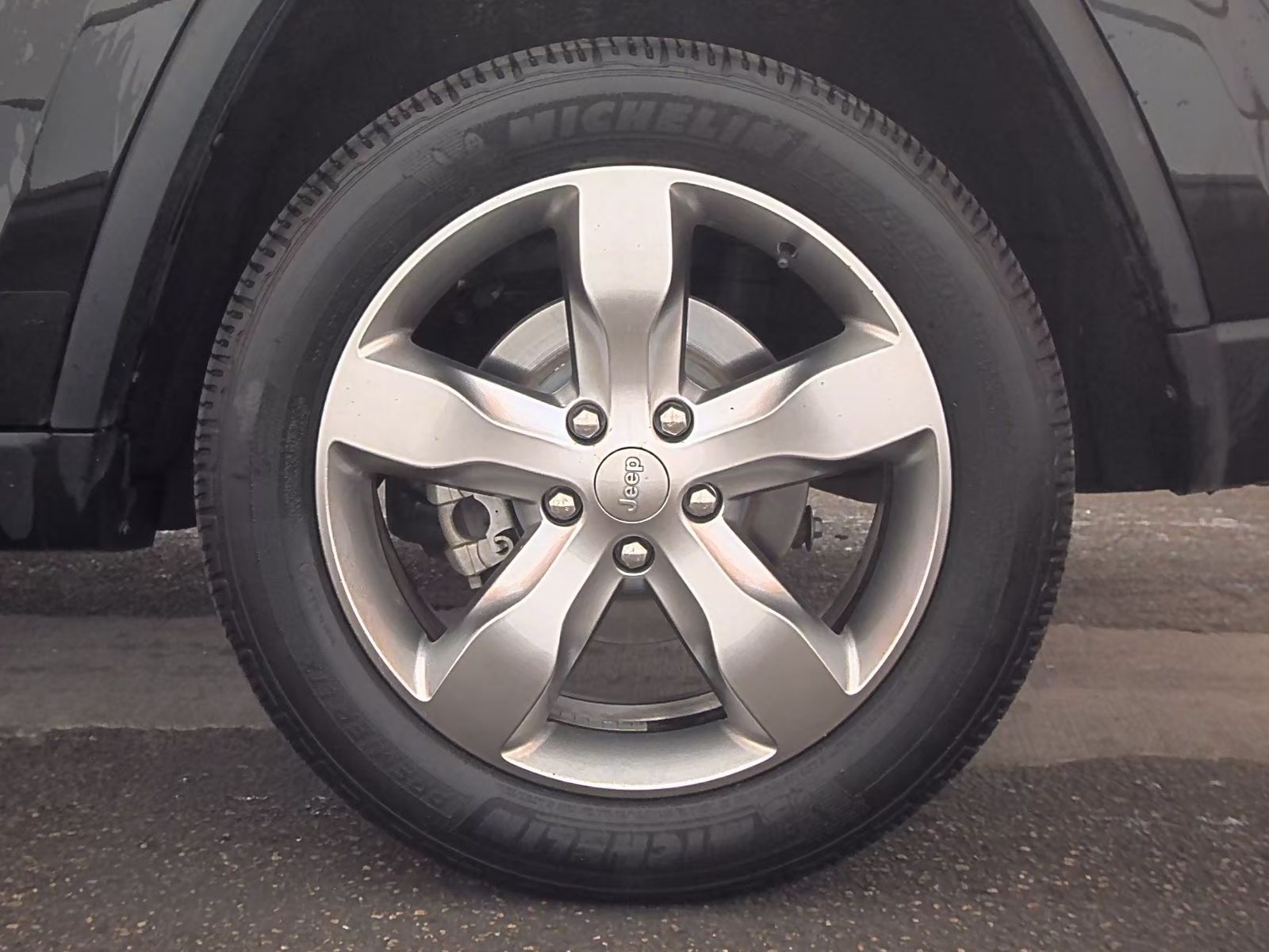 2012 Jeep Grand Cherokee Overland RWD