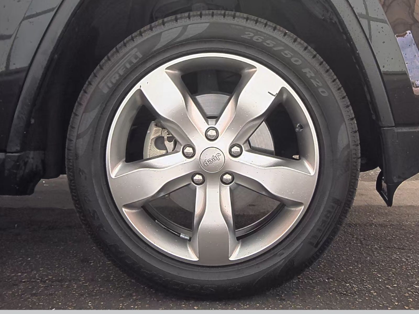 2012 Jeep Grand Cherokee Overland RWD