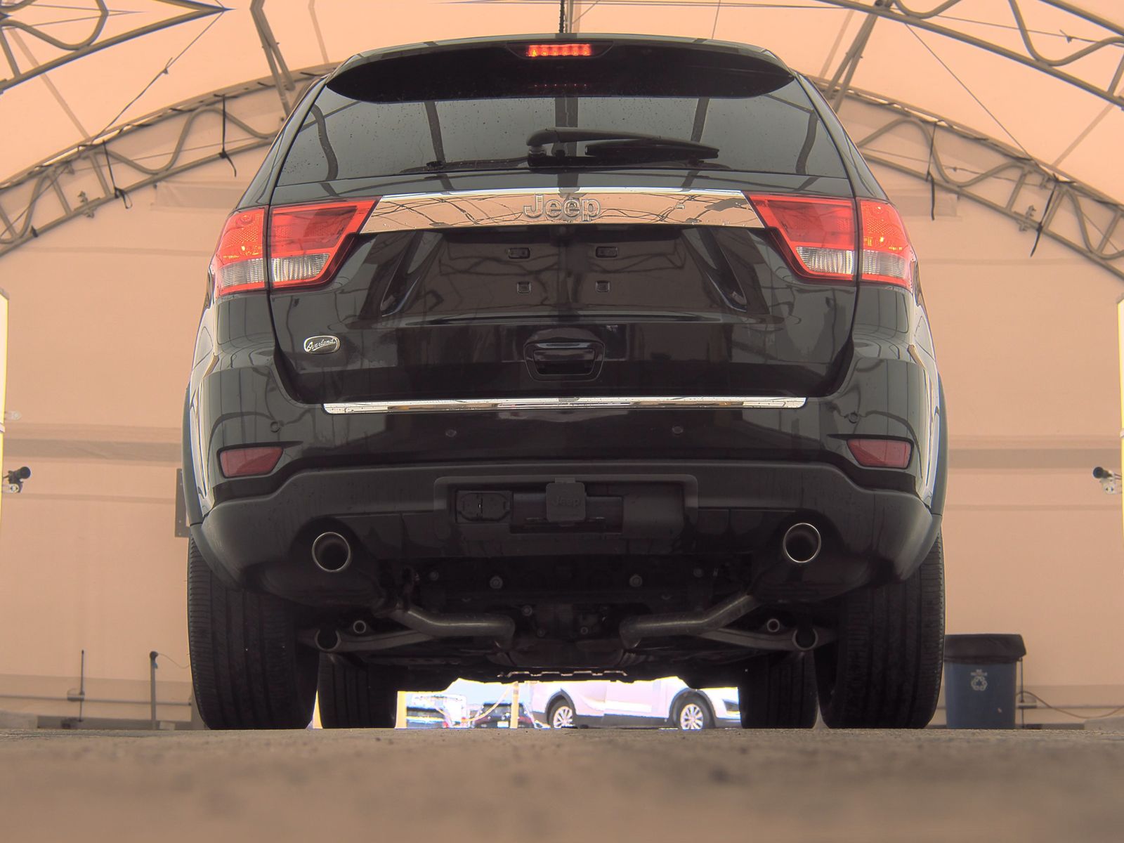 2012 Jeep Grand Cherokee Overland RWD