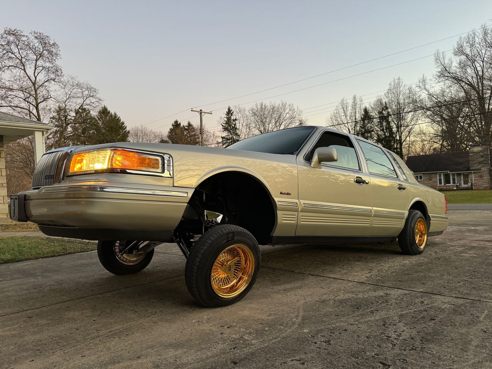 Lincoln Town Car Executive снимка Lincoln Town Car Executive