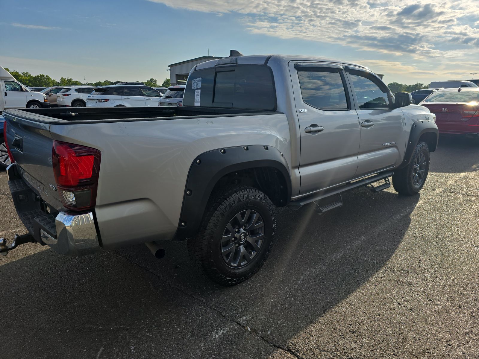 2021 Toyota Tacoma SR5 FWD