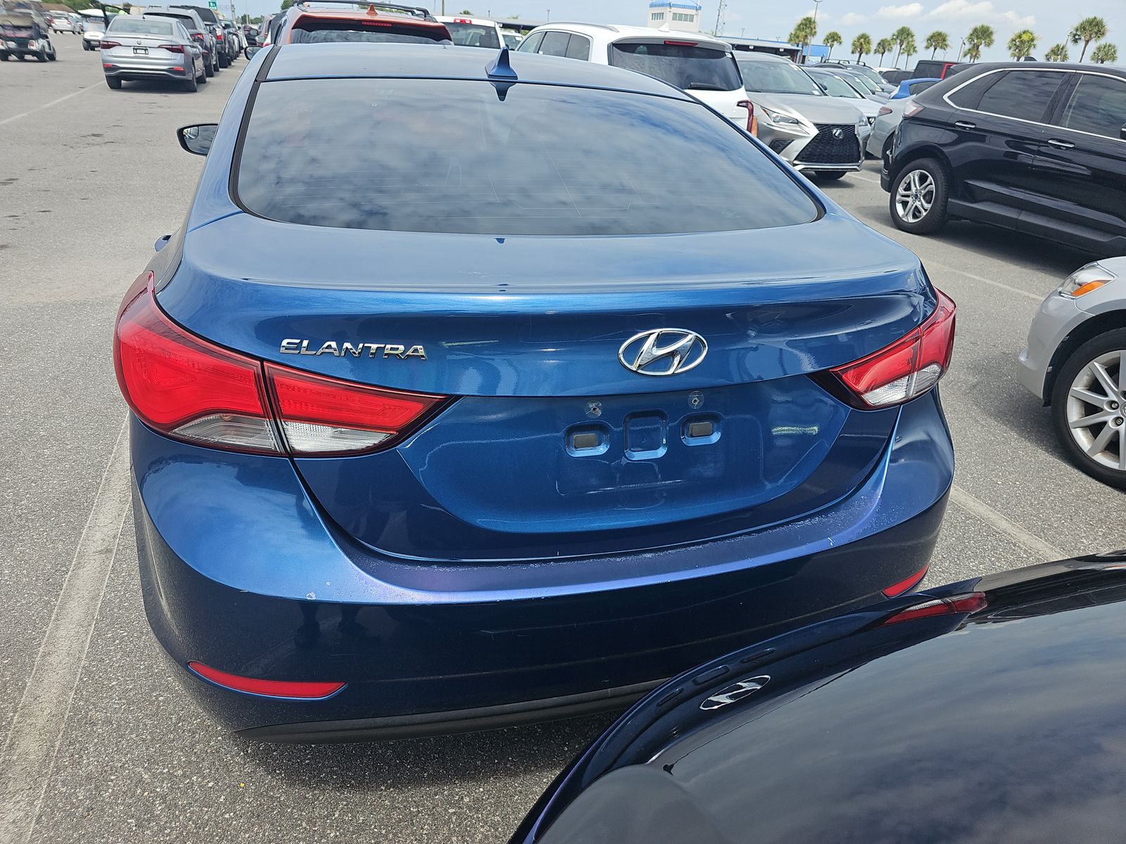 2015 Hyundai Elantra SE FWD