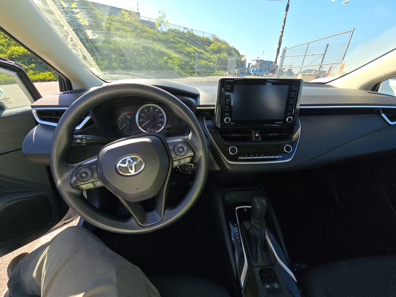 2022 Toyota Corolla LE FWD