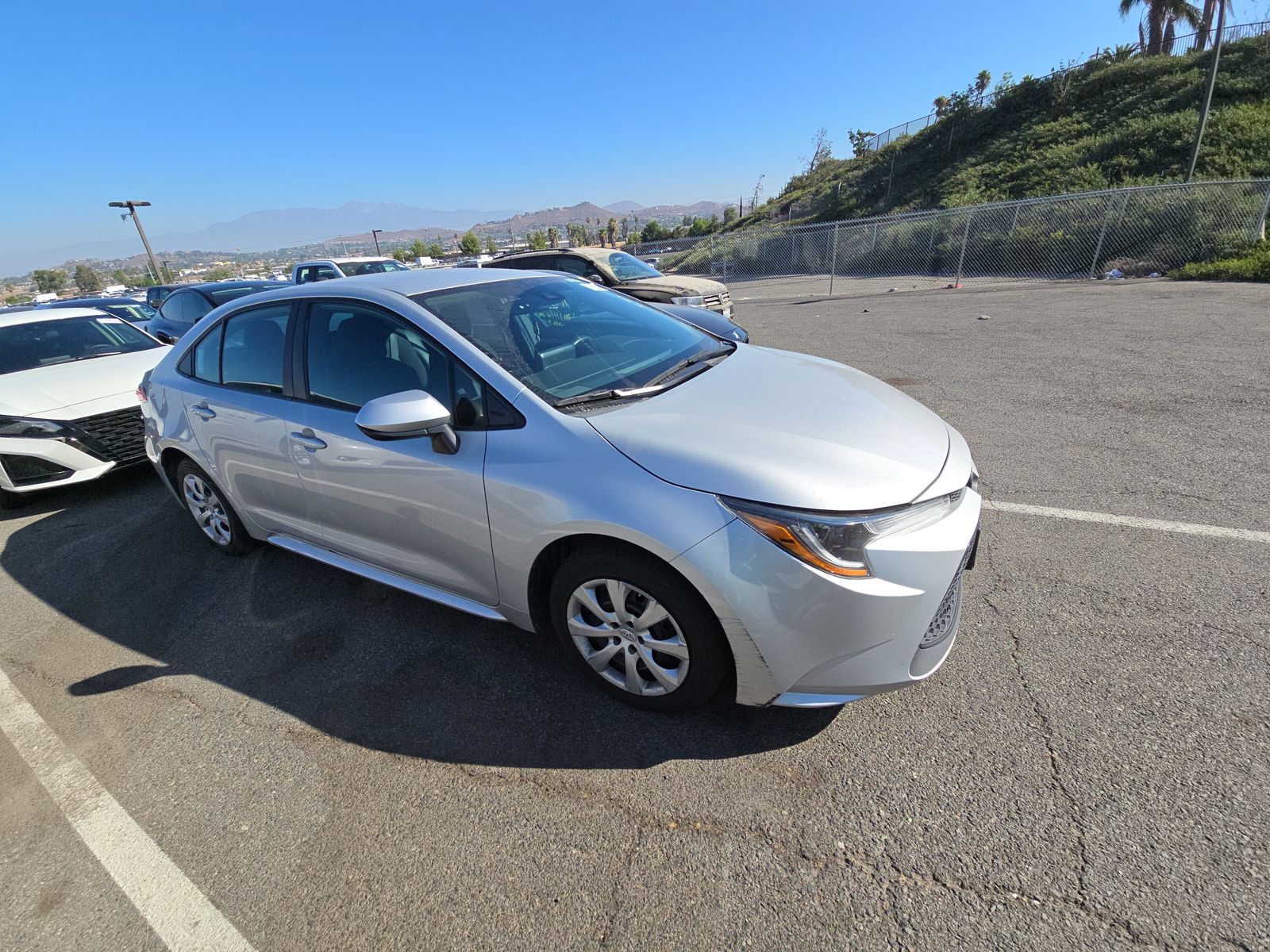 2022 Toyota Corolla LE FWD