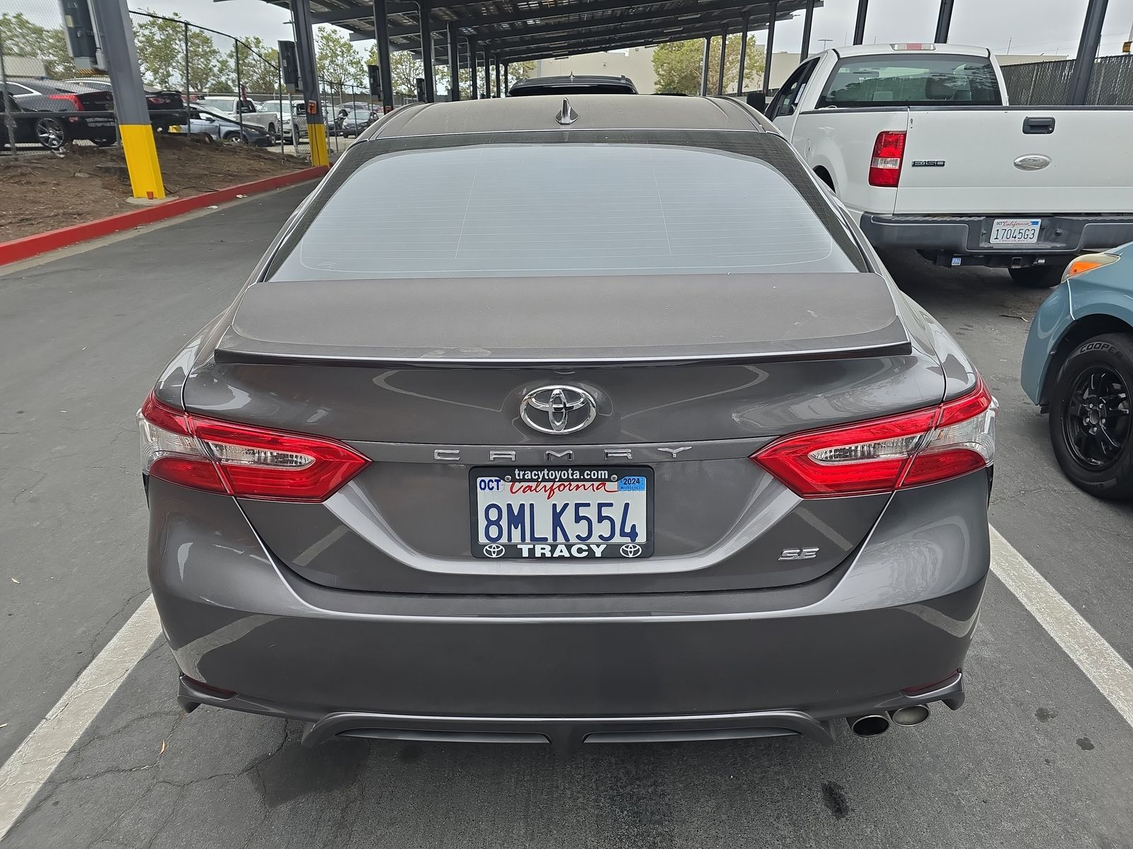 2019 Toyota Camry SE FWD