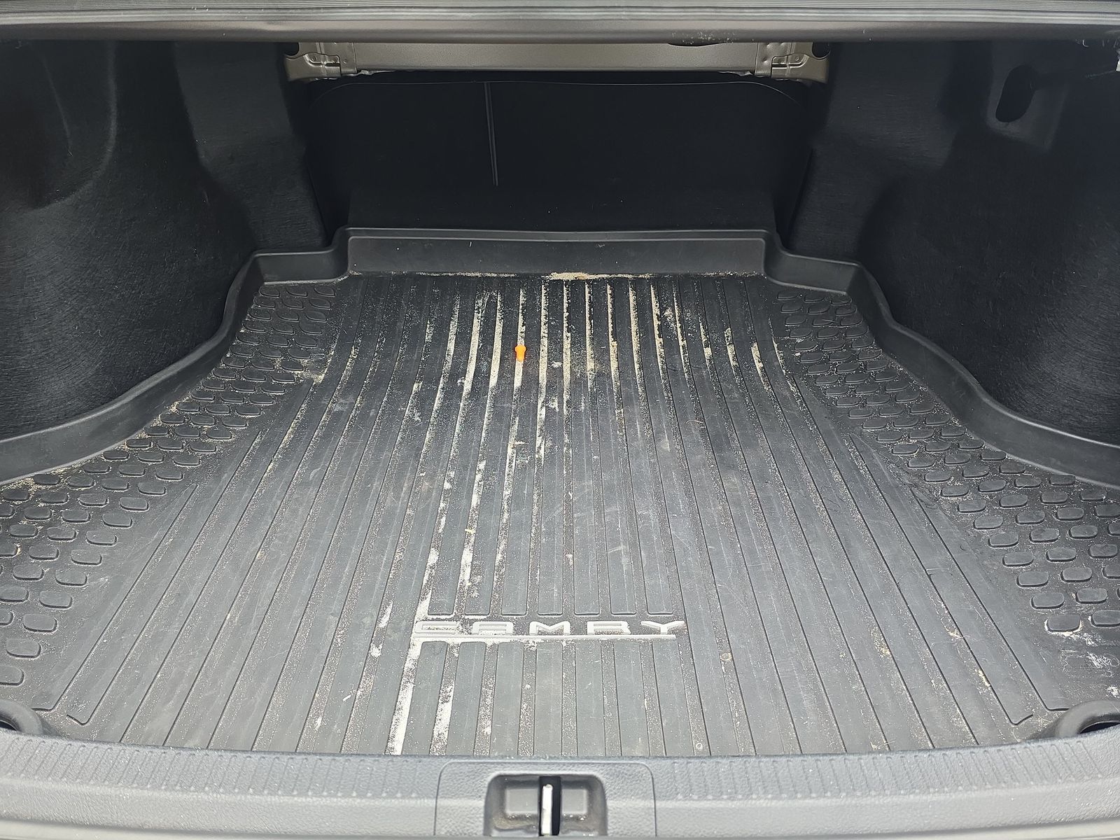 2019 Toyota Camry SE FWD