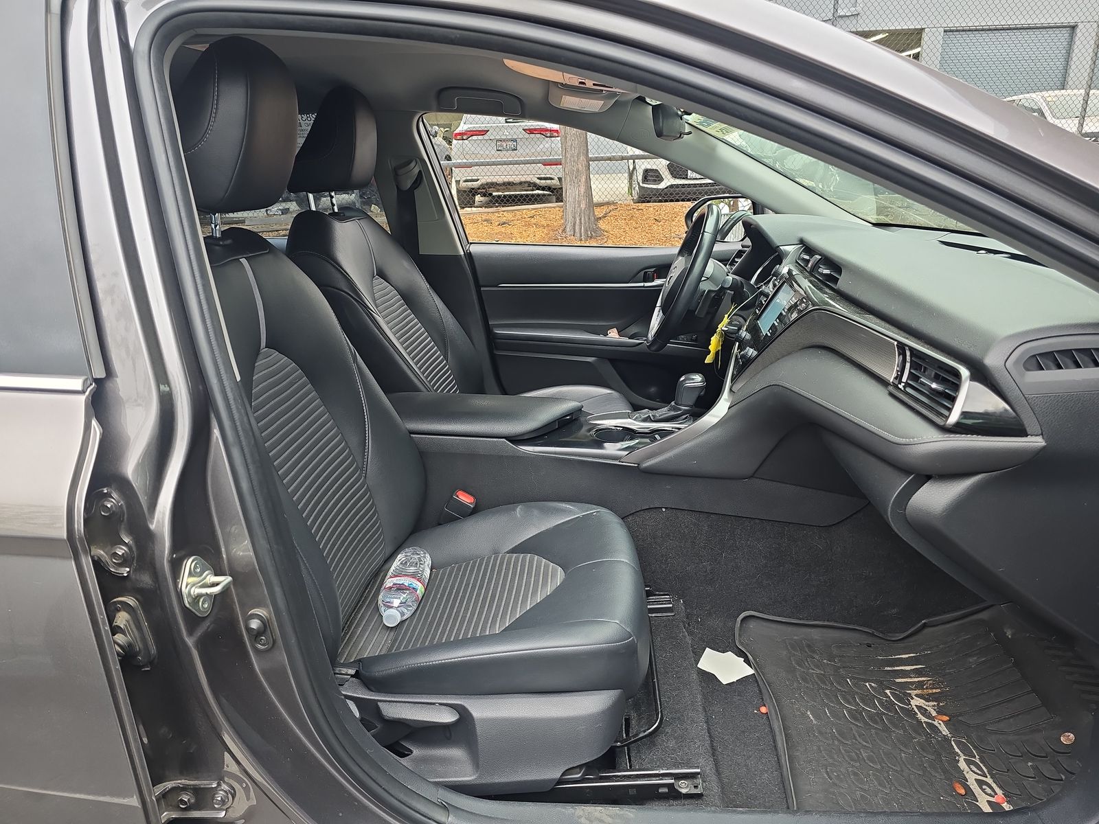 2019 Toyota Camry SE FWD