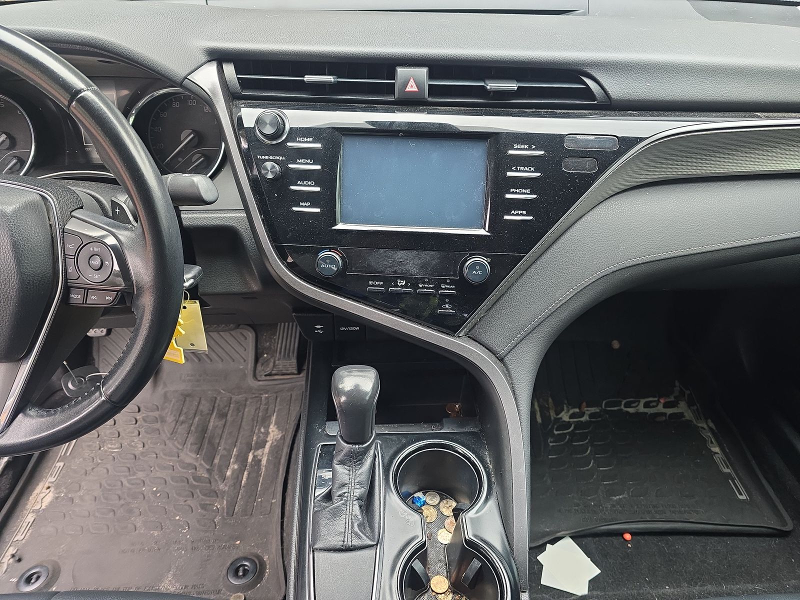 2019 Toyota Camry SE FWD