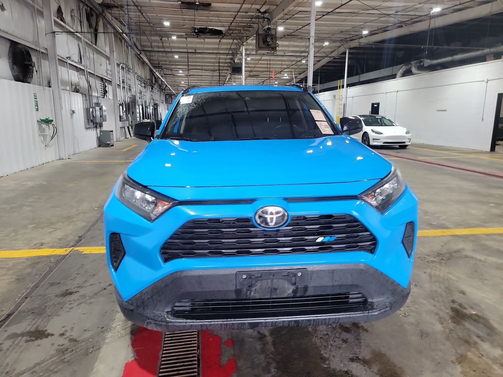 2020 Toyota RAV4 LE FWD