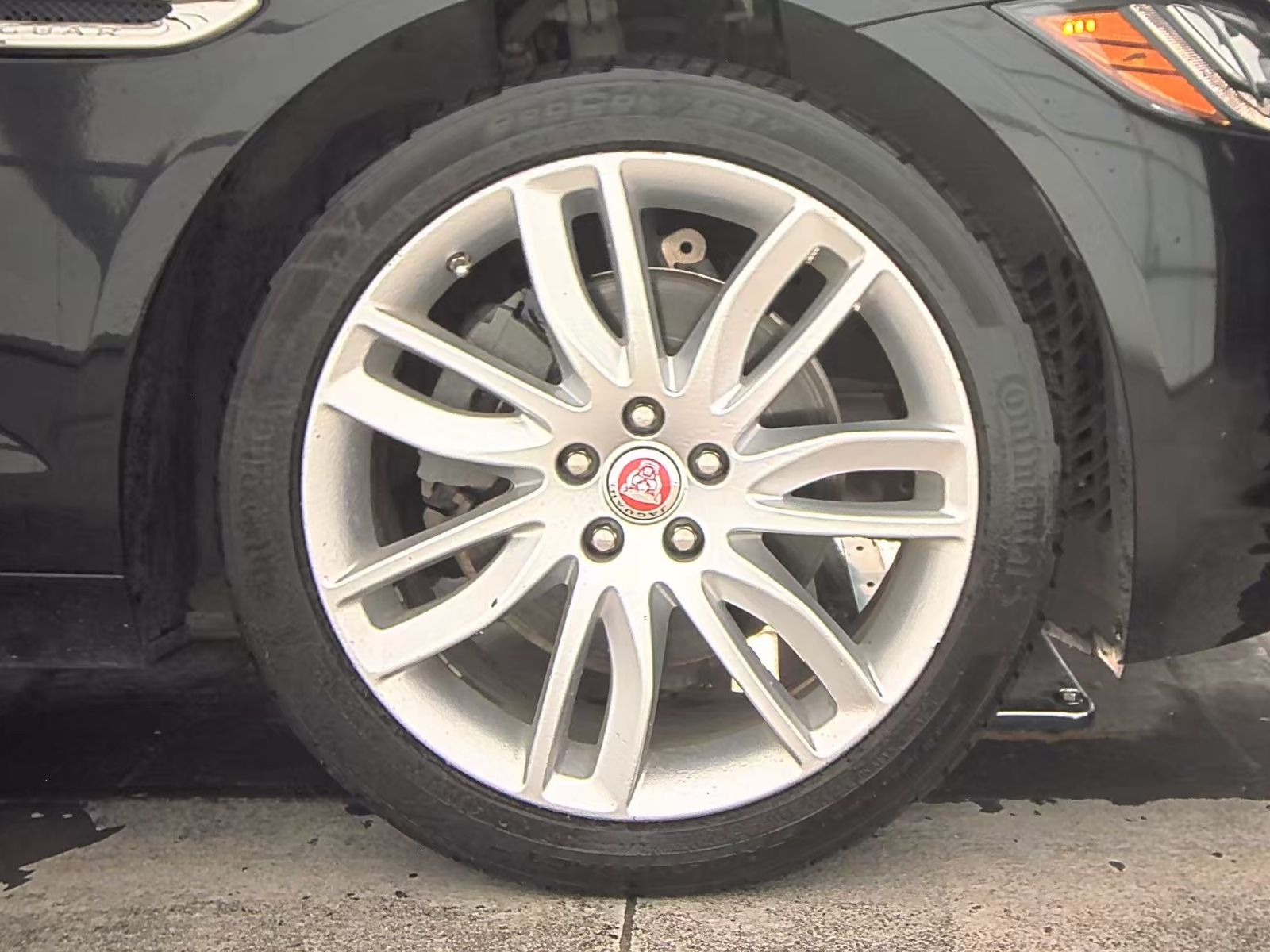 2017 Jaguar XF 20d Premium RWD