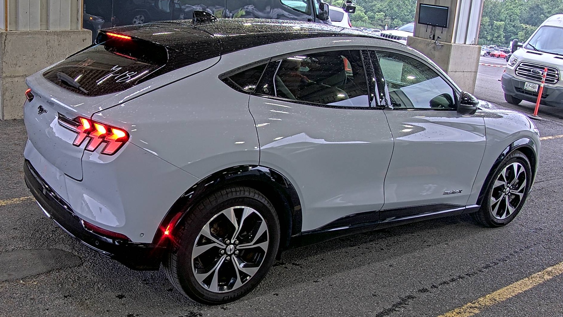 2021 Ford Mustang Mach-E Premium AWD