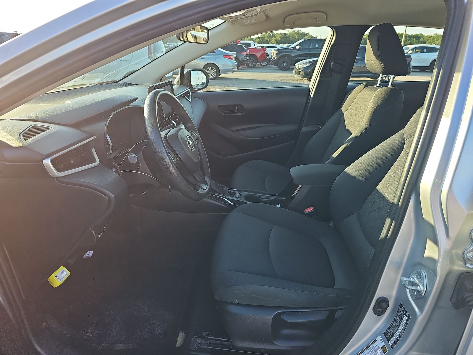 2022 Toyota Corolla LE FWD