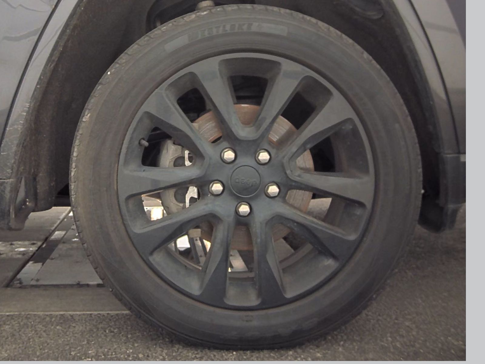 2018 Jeep Grand Cherokee Laredo Altitude Edition AWD