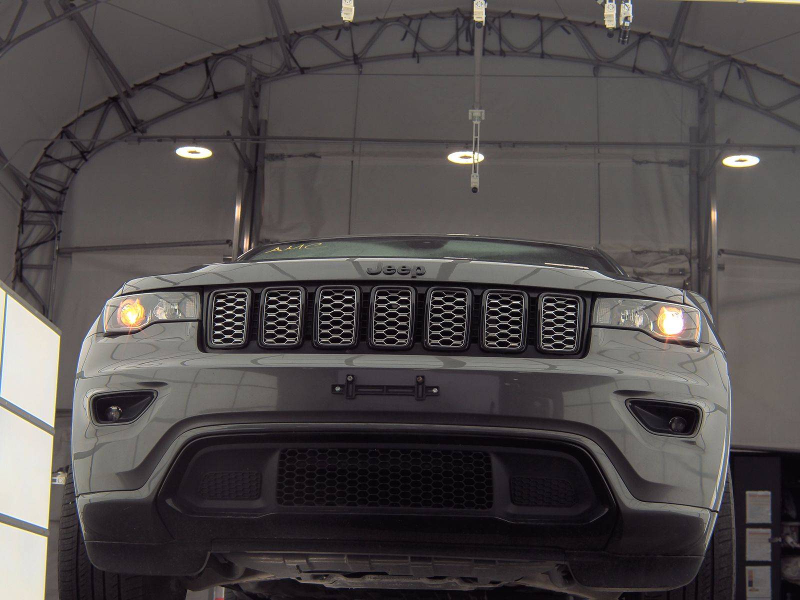 2018 Jeep Grand Cherokee Laredo Altitude Edition AWD