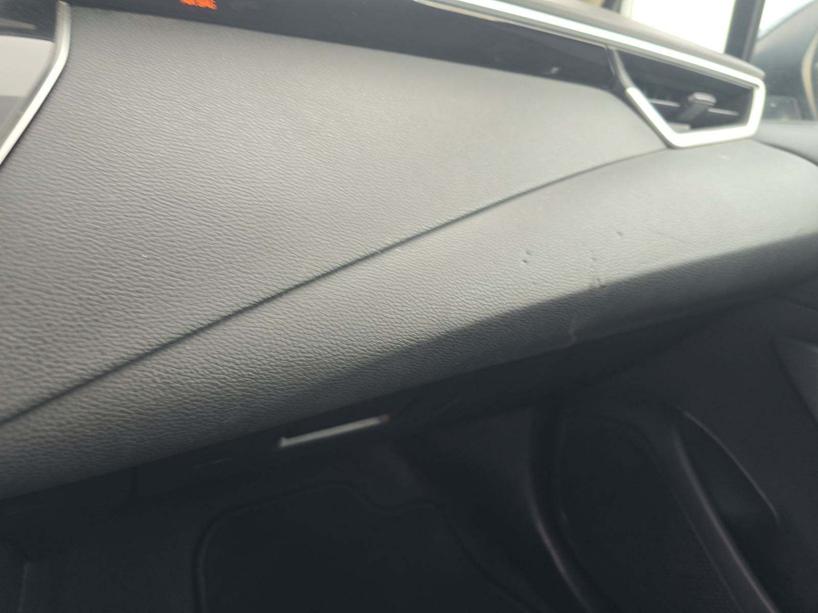 2021 Toyota Corolla LE FWD