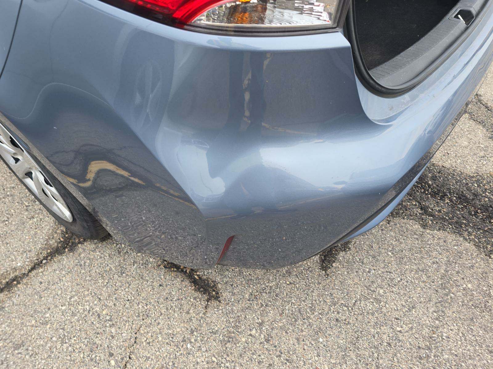 2021 Toyota Corolla LE FWD