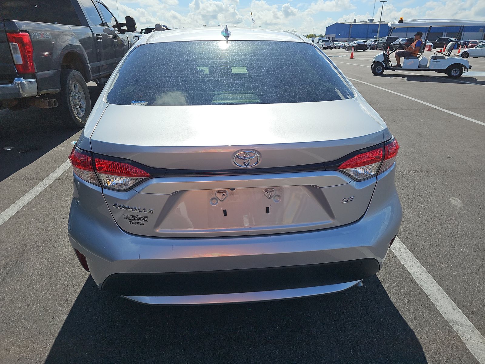 2022 Toyota Corolla LE FWD