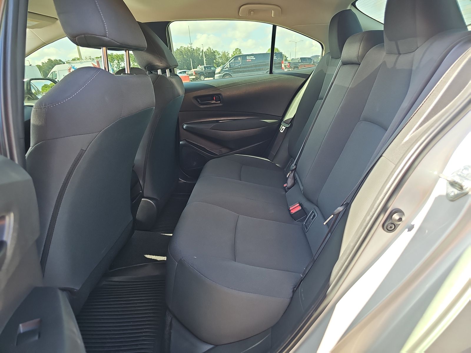 2022 Toyota Corolla LE FWD