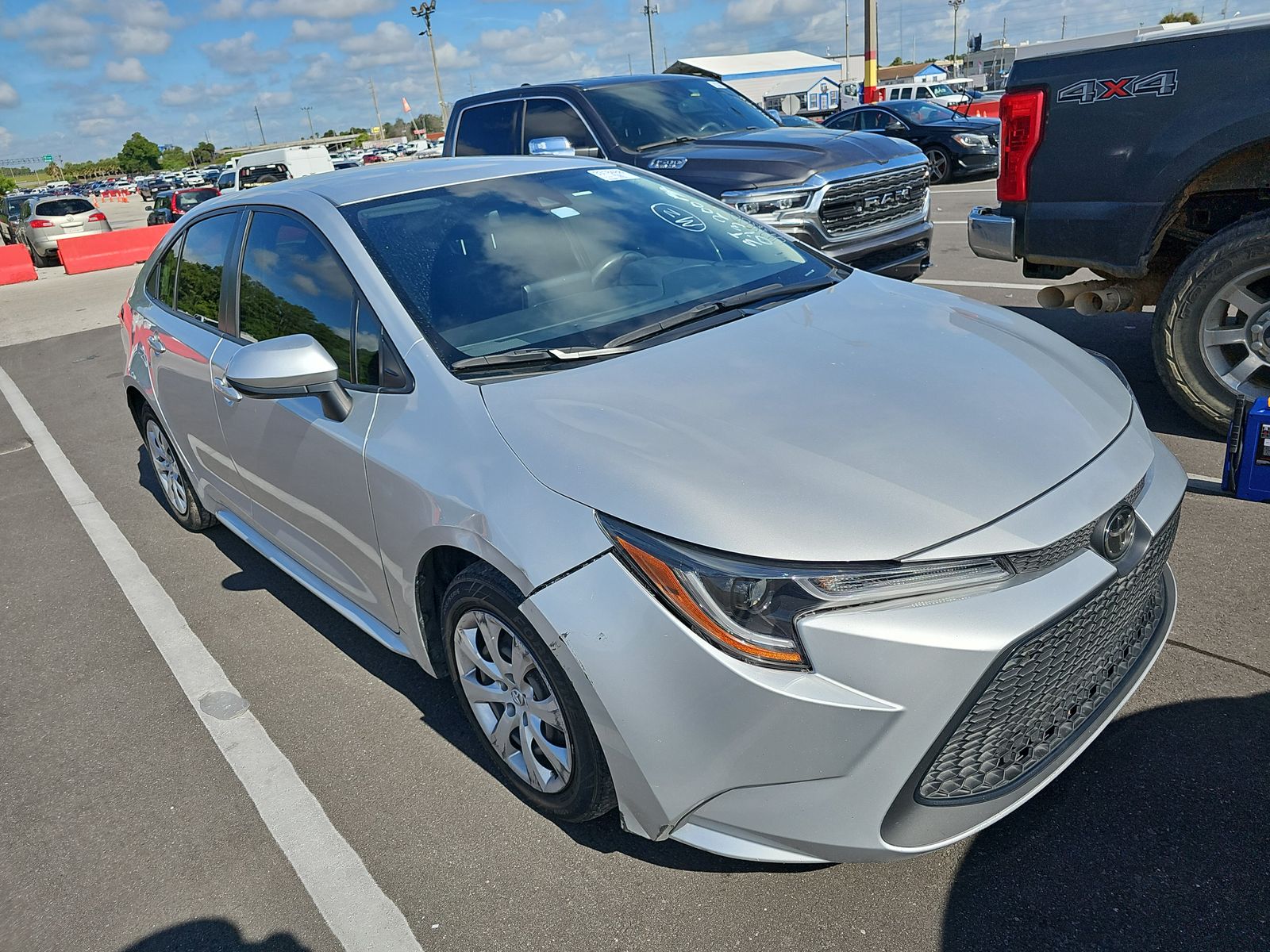 2022 Toyota Corolla LE FWD