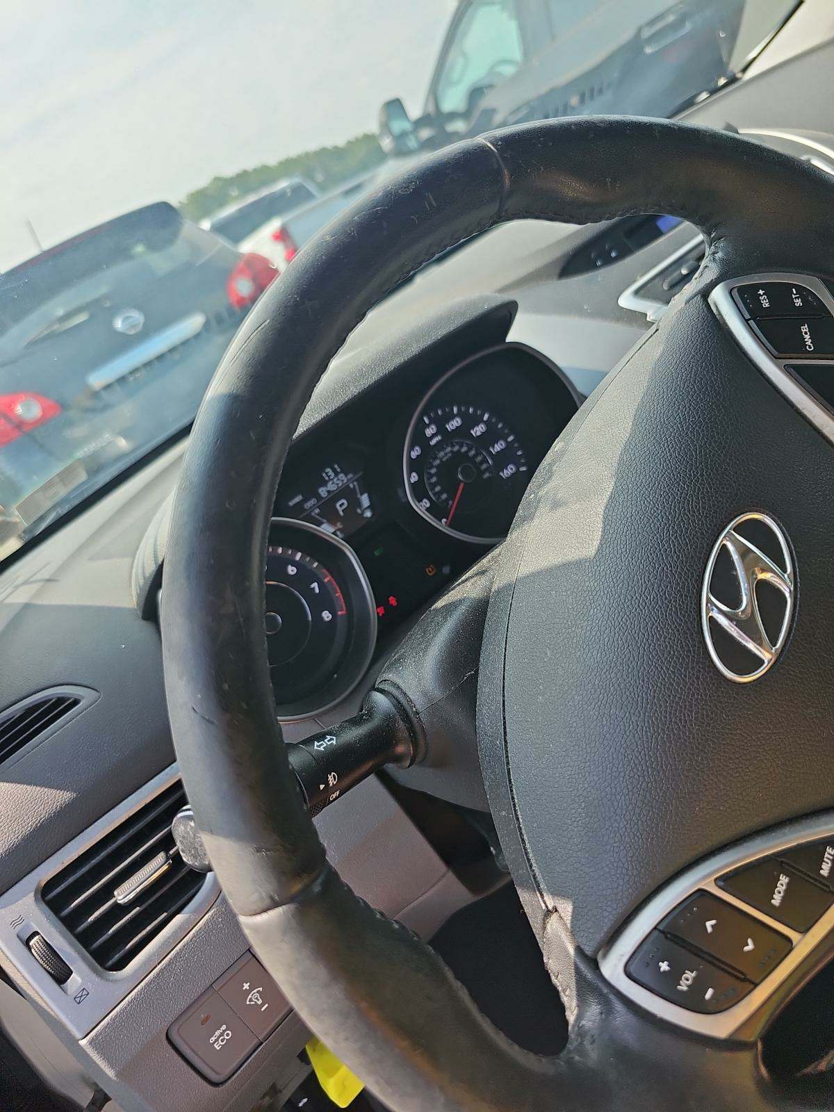 2013 Hyundai Elantra Limited FWD