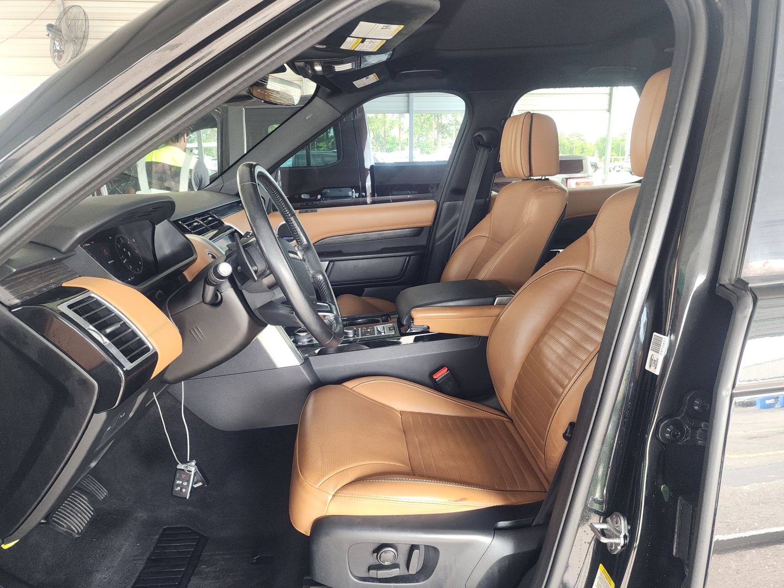 2018 Land Rover Discovery HSE Luxury AWD