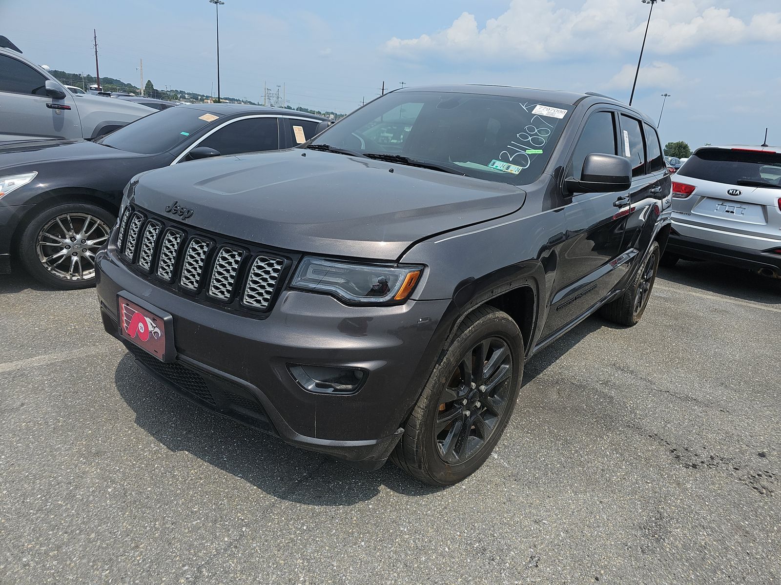 2020 Jeep Grand Cherokee Laredo Altitude Edition AWD