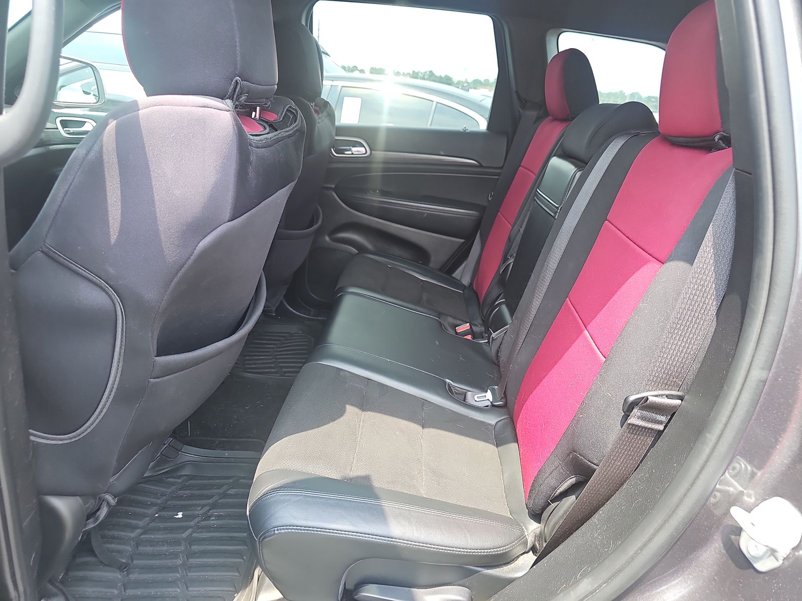 2020 Jeep Grand Cherokee Laredo Altitude Edition AWD