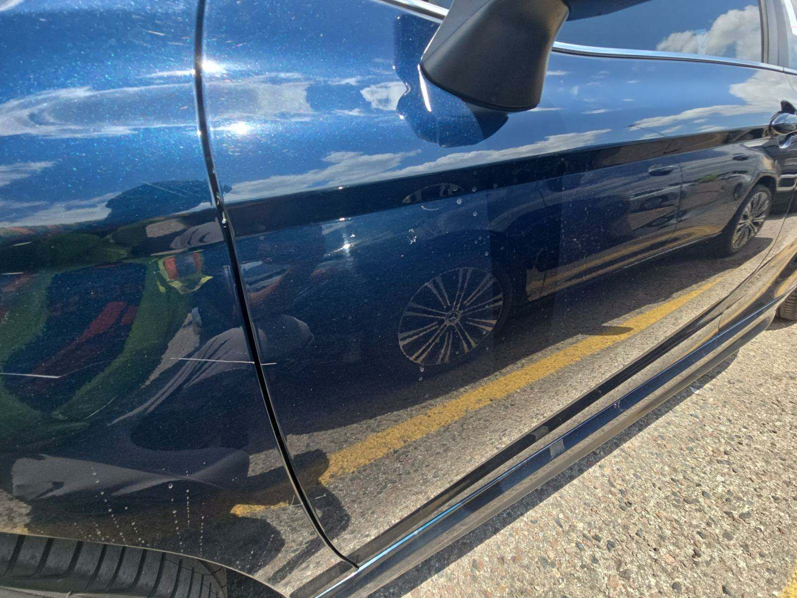 2019 Toyota Camry SE FWD