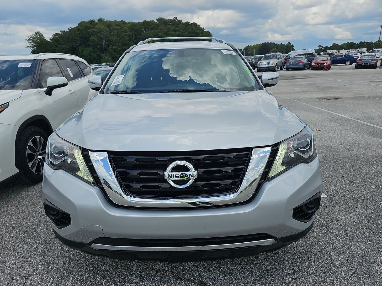 2020 Nissan Pathfinder S FWD