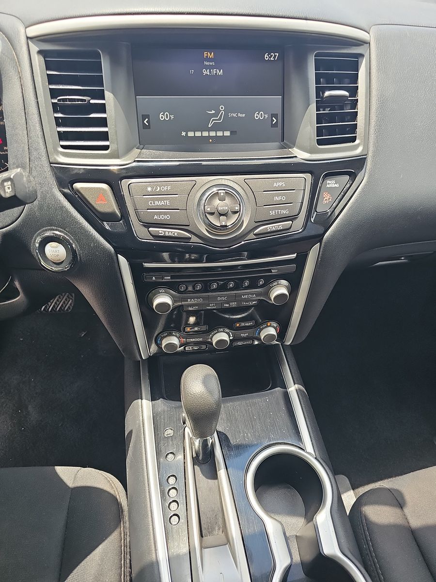 2020 Nissan Pathfinder S FWD