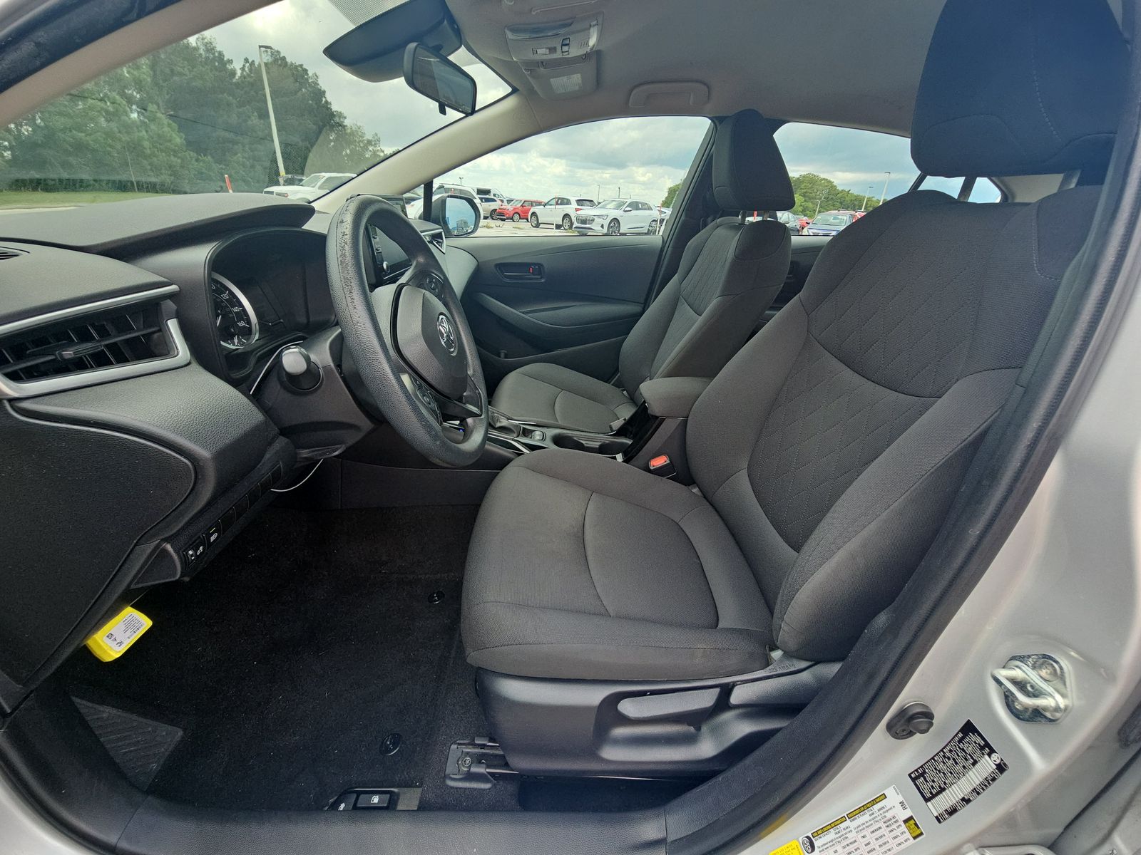 2022 Toyota Corolla LE FWD