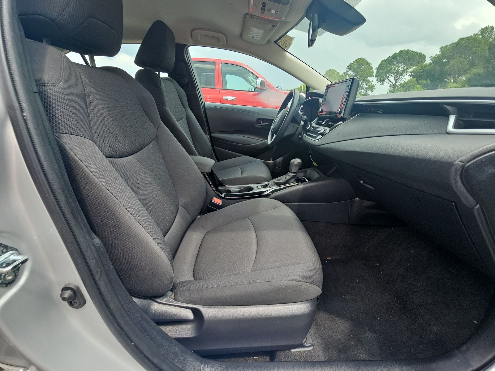 2022 Toyota Corolla LE FWD