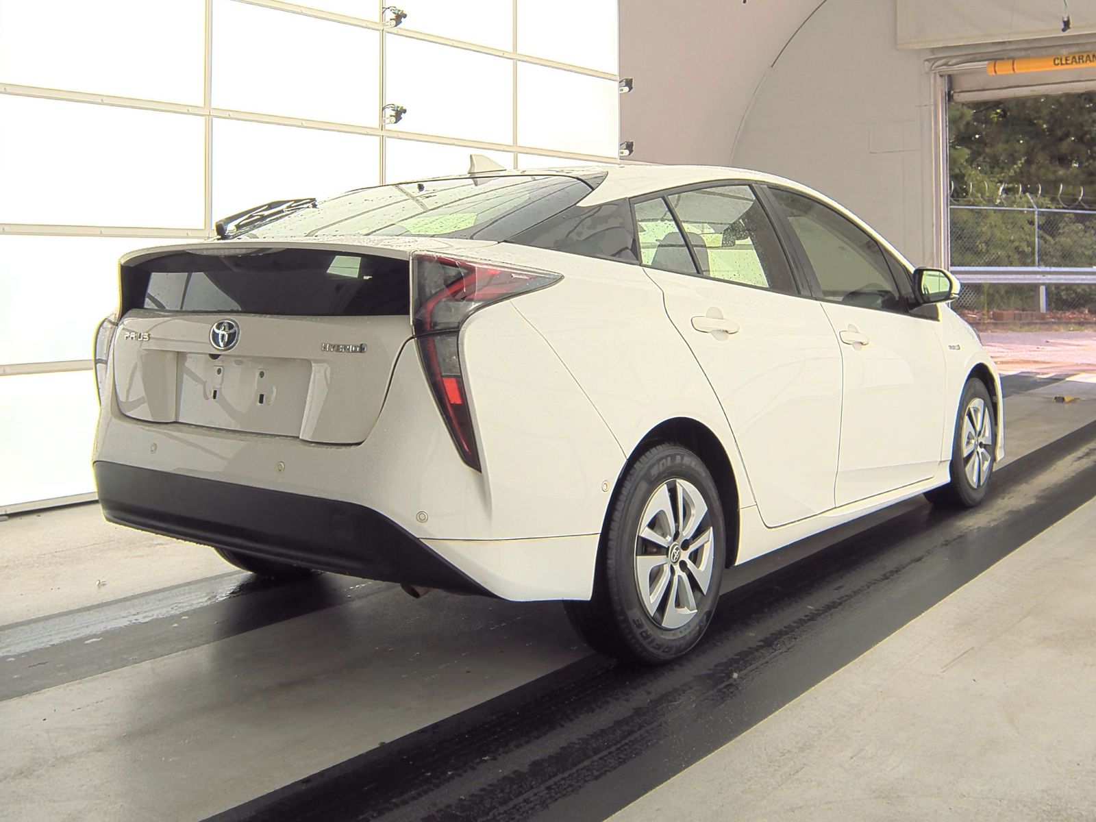 2017 Toyota Prius Two FWD