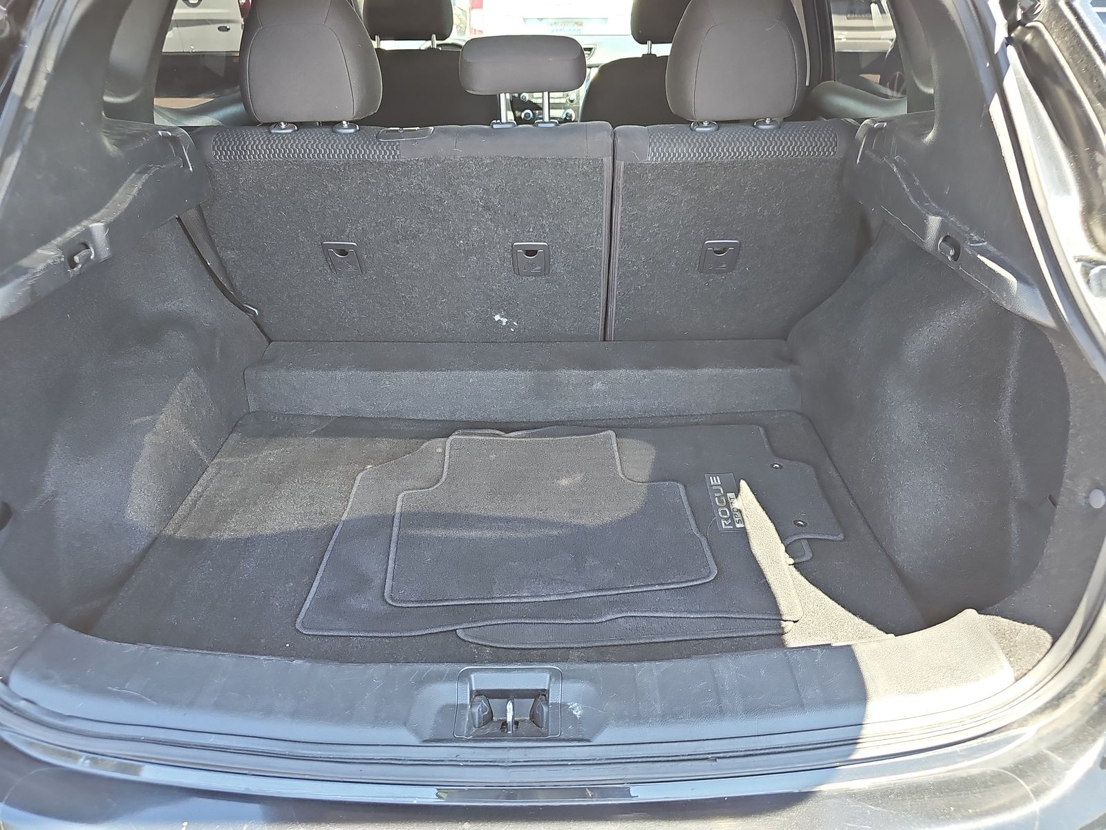 2018 Nissan Rogue Sport S FWD