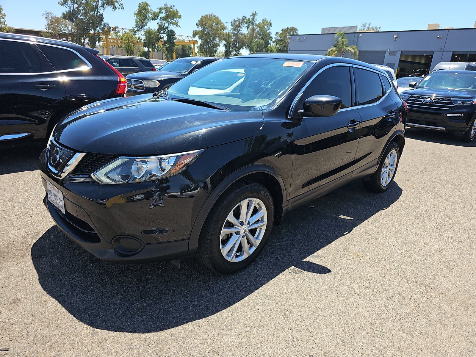 2018 Nissan Rogue Sport S FWD