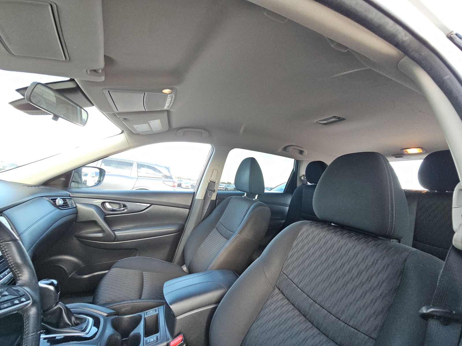 2020 Nissan Rogue SV FWD