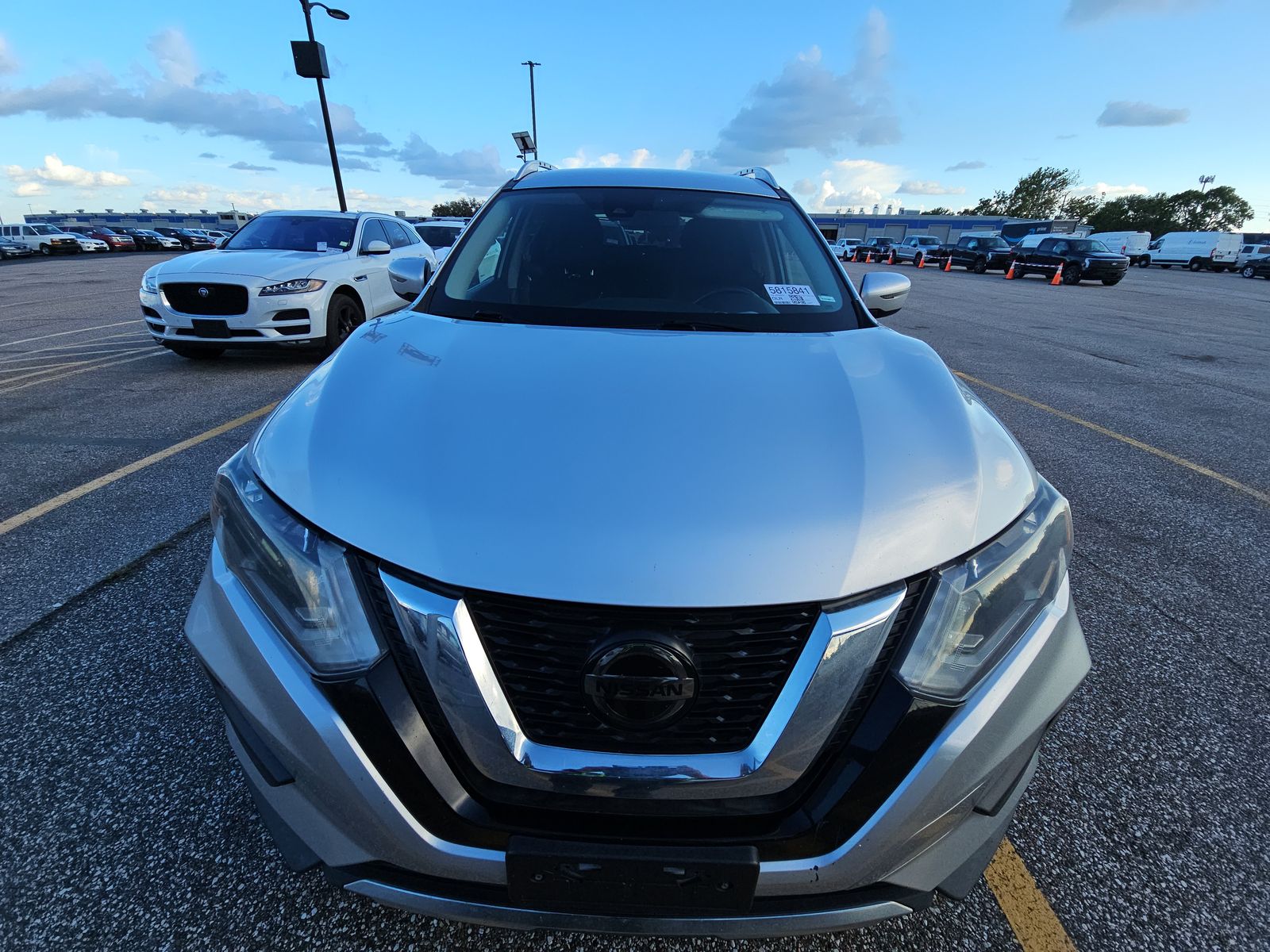 2020 Nissan Rogue SV FWD