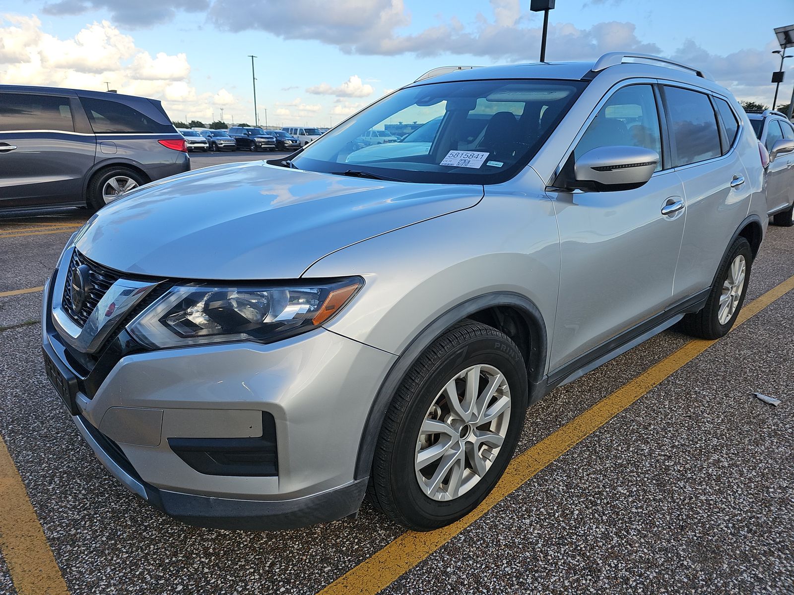 2020 Nissan Rogue SV FWD