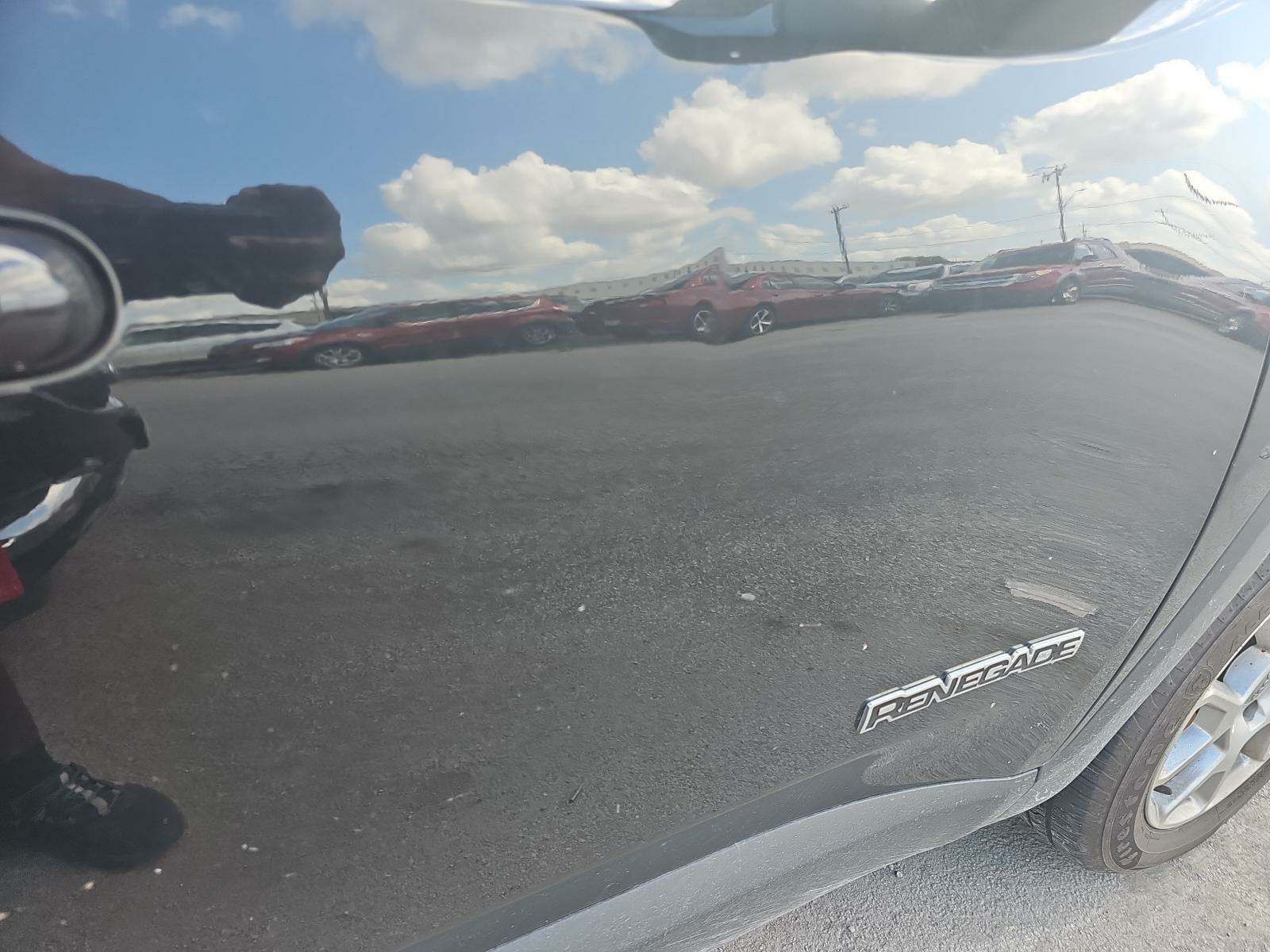 2021 Jeep Renegade Latitude FWD