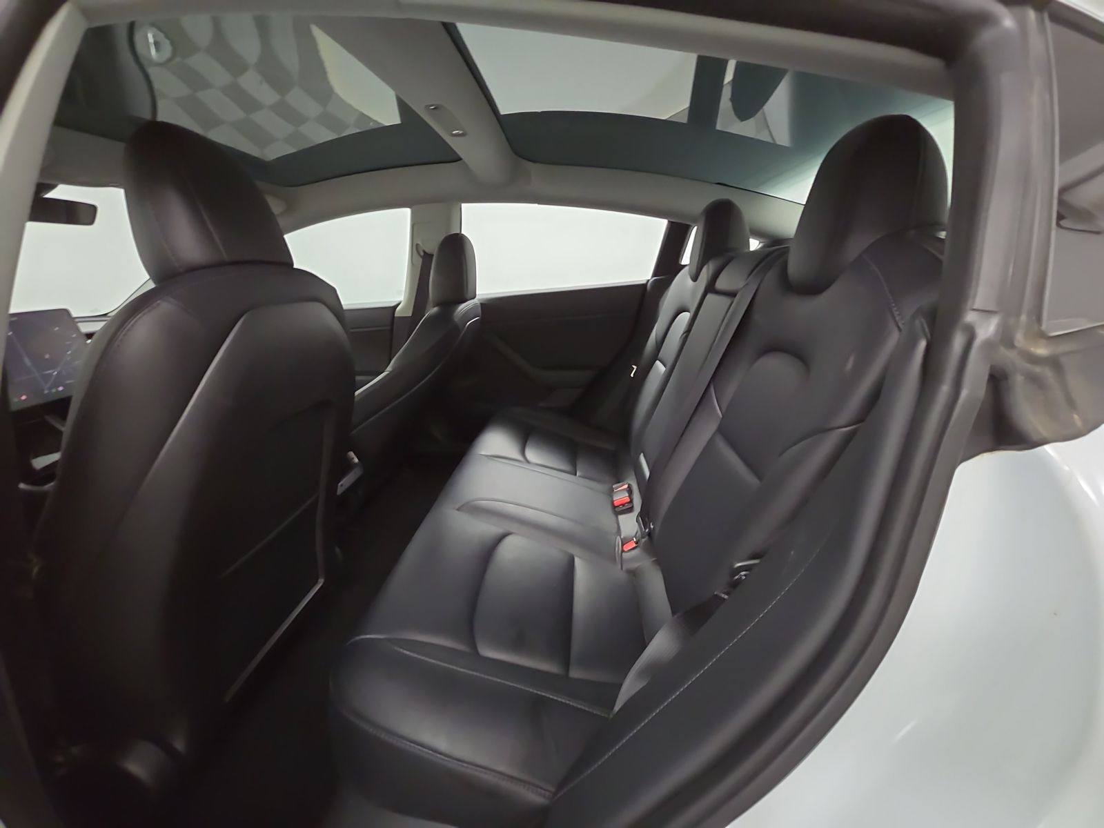 2018 Tesla Model 3 Long Range FWD