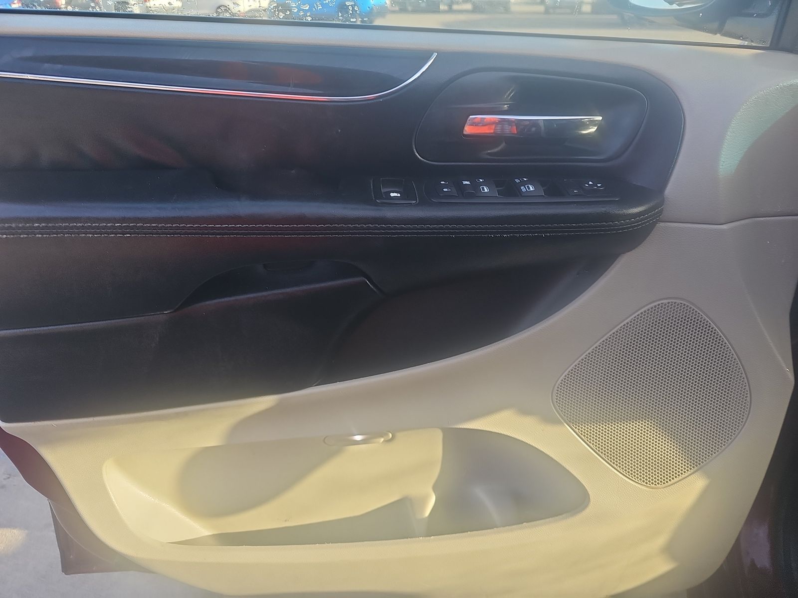 2016 Dodge Grand Caravan SXT Plus FWD