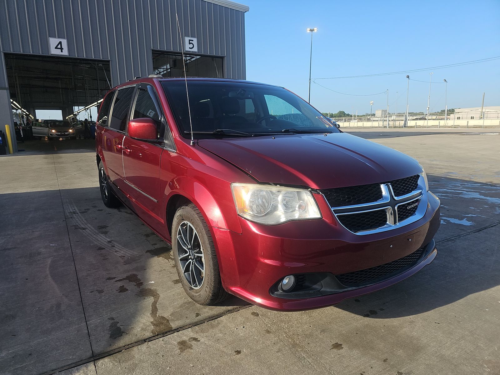 2016 Dodge Grand Caravan SXT Plus FWD