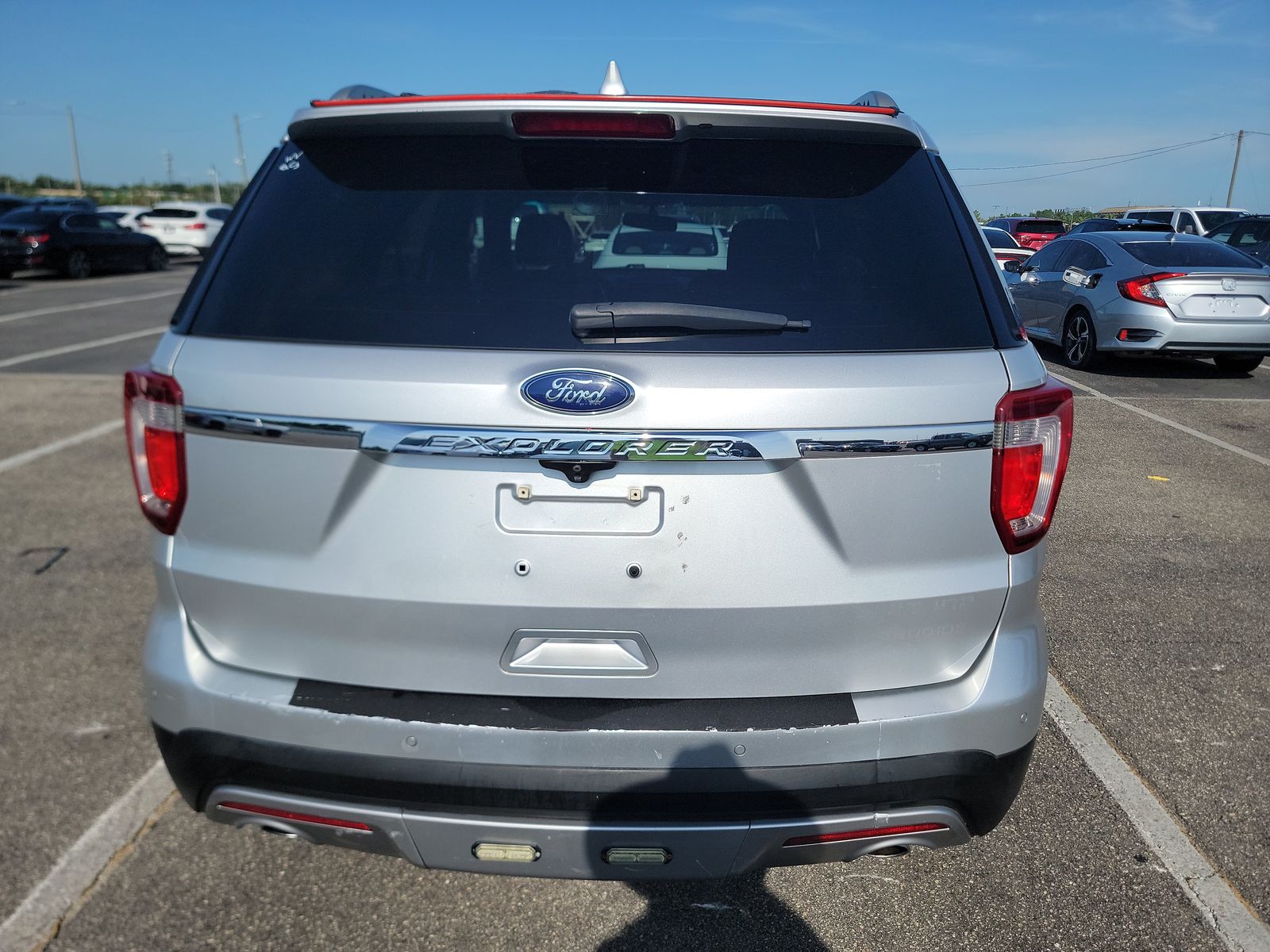 2017 Ford Explorer XLT FWD
