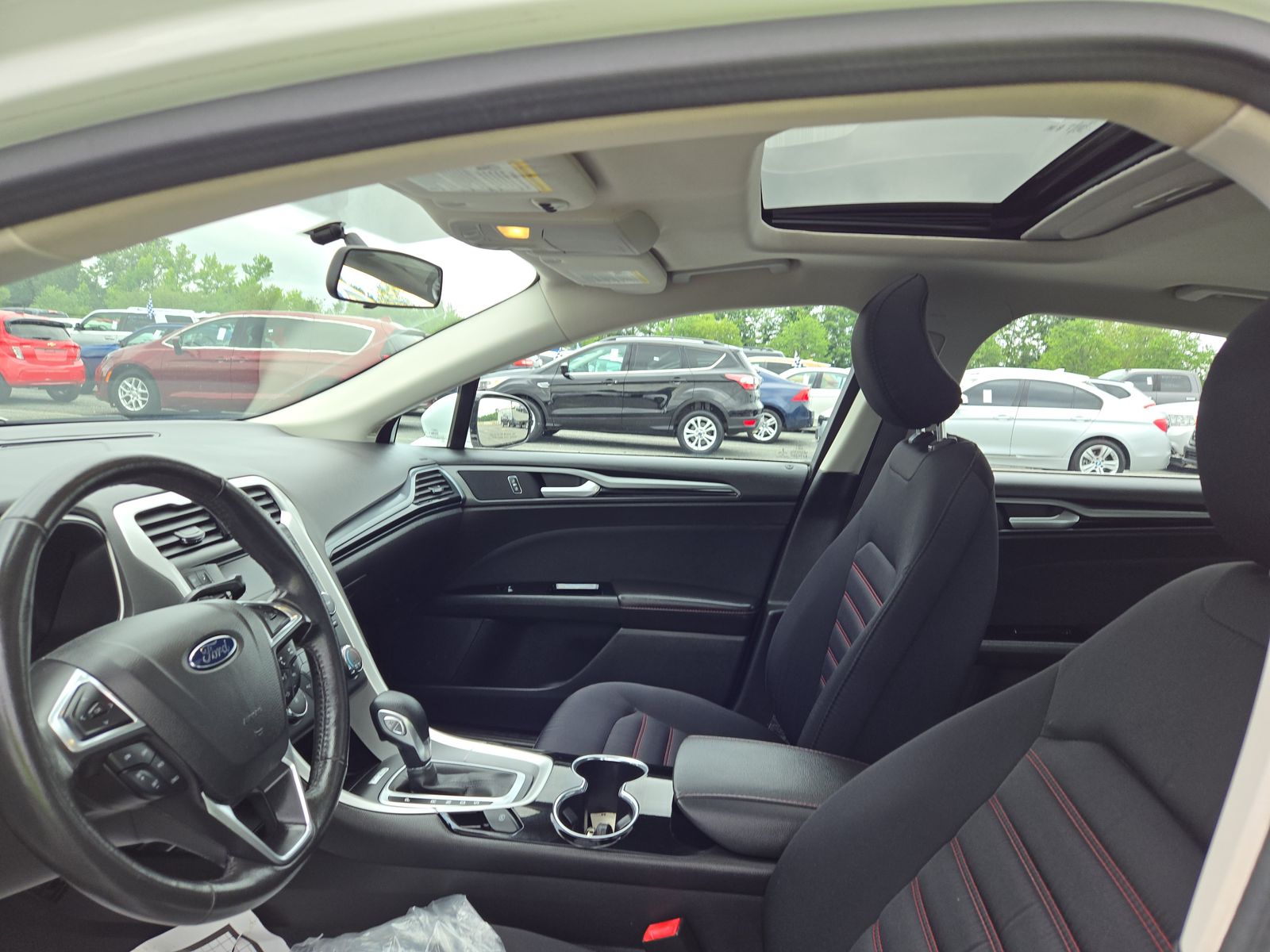 2015 Ford Fusion SE FWD