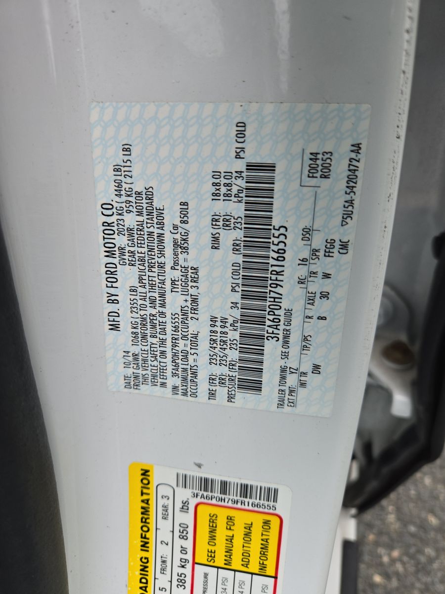 2015 Ford Fusion SE FWD