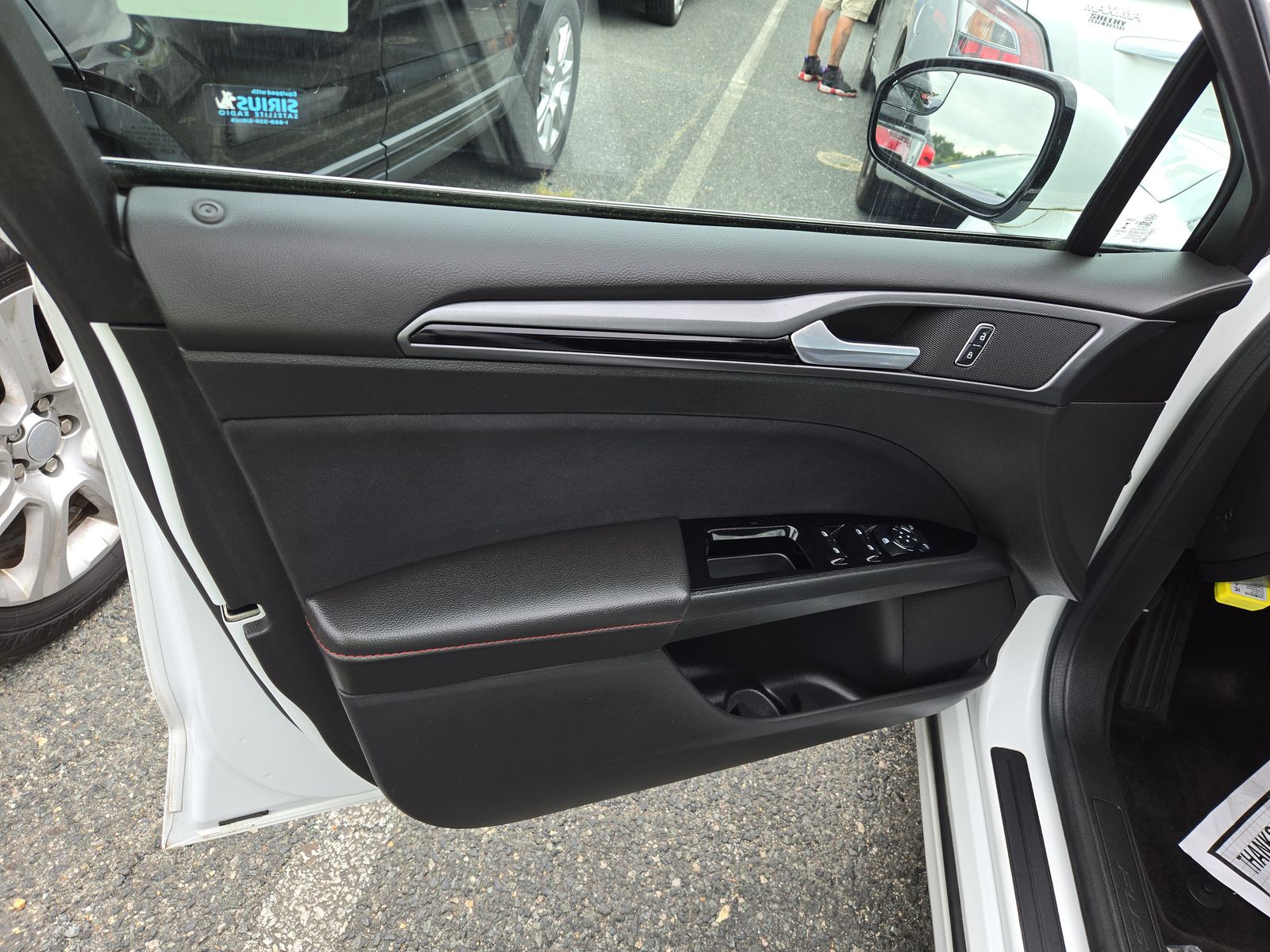 2015 Ford Fusion SE FWD